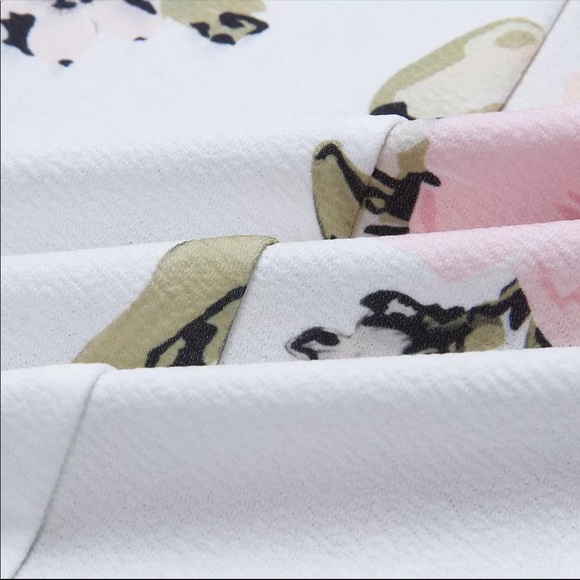 Springtime floral blazer with pockets - Picture 6 of 7